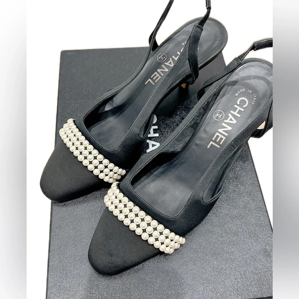 Authentic CHANEL Black Heels with Pearl Accents - Picture 3 of 7